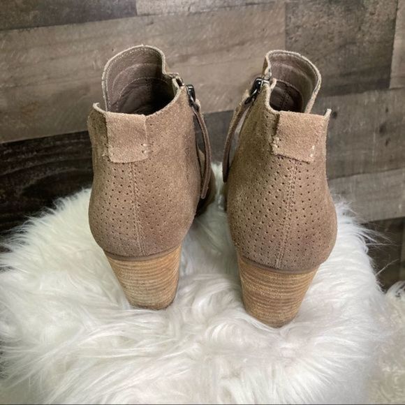 Dolce Vita Janie Perforated Ankle Boots Dark Taupe Suede Booties - Picture 3 of 11